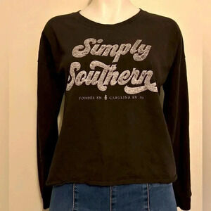 Simply Southern women’s size large, long sleeve black graphic tee